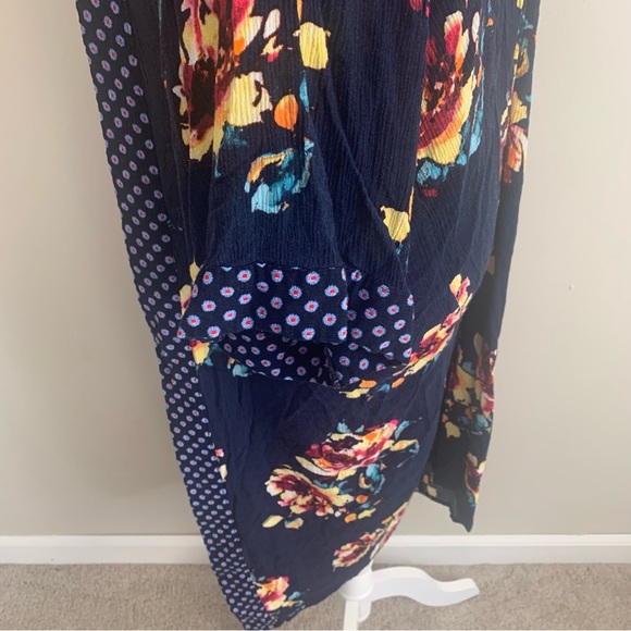 Band of Gypsies Long Floral Duster Kimono - Picture 4 of 9